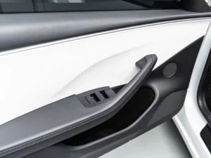 2024 Tesla Model 3 Performance — photo 10