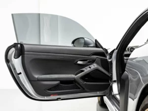 2025 Porsche Cayman GT4 RS — photo 8