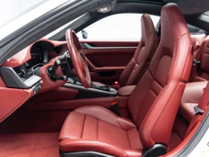 2025 Porsche 911 Carrera — photo 4