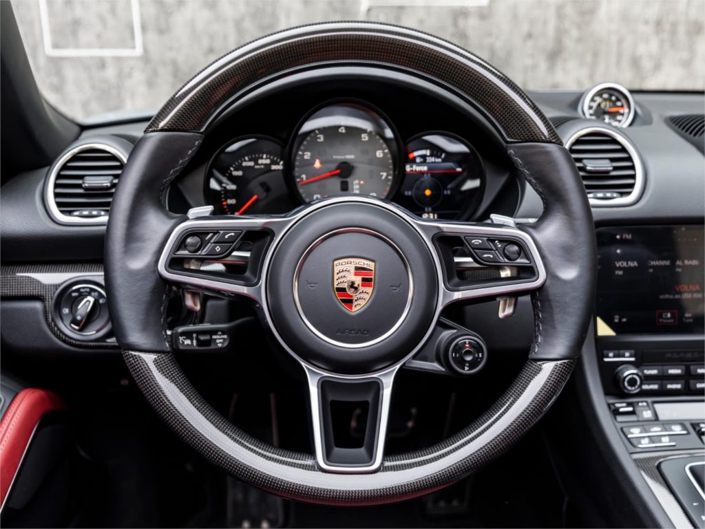 2025 Porsche 718 Boxster S — photo 14