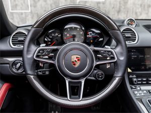 2025 Porsche 718 Boxster S — photo 14
