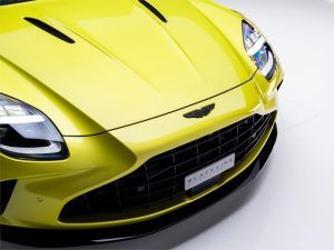 2025 Aston Martin Vantage Std — photo 4