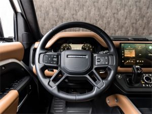 2025 Land Rover Defender 110 V8 — photo 13