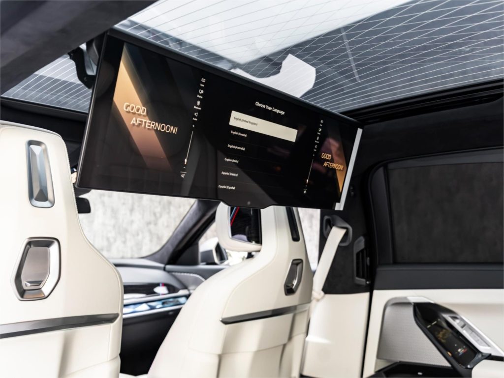2024 BMW 740i — photo 8
