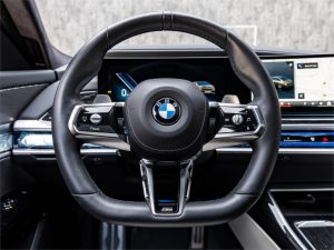 2024 BMW 740i — photo 15