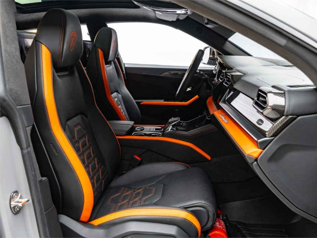 2025 Lamborghini Urus — photo 14