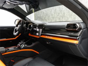2025 Lamborghini Urus — photo 13