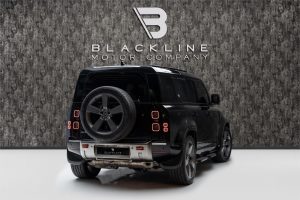2024 Land Rover Defender 110 X P400 — photo 3