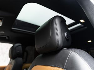 2024 Land Rover Defender 110 X P400 — photo 9