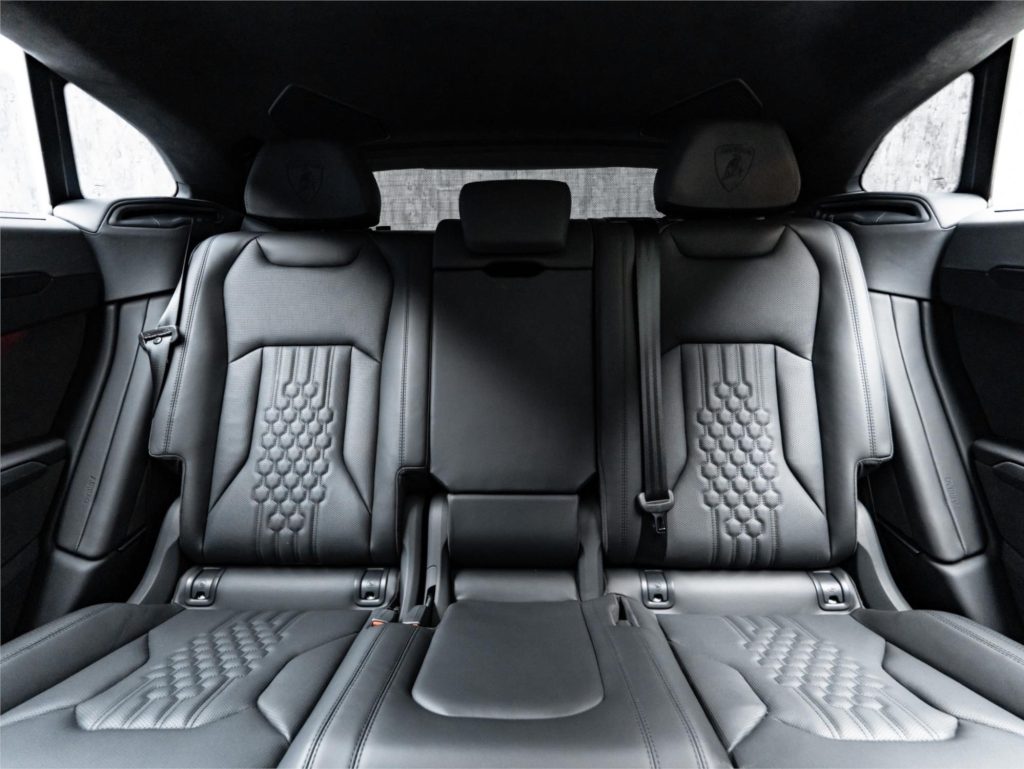 2025 Lamborghini Urus — photo 17