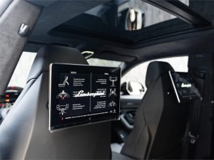 2025 Lamborghini Urus — photo 8