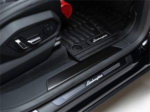 2025 Lamborghini Urus — photo 10