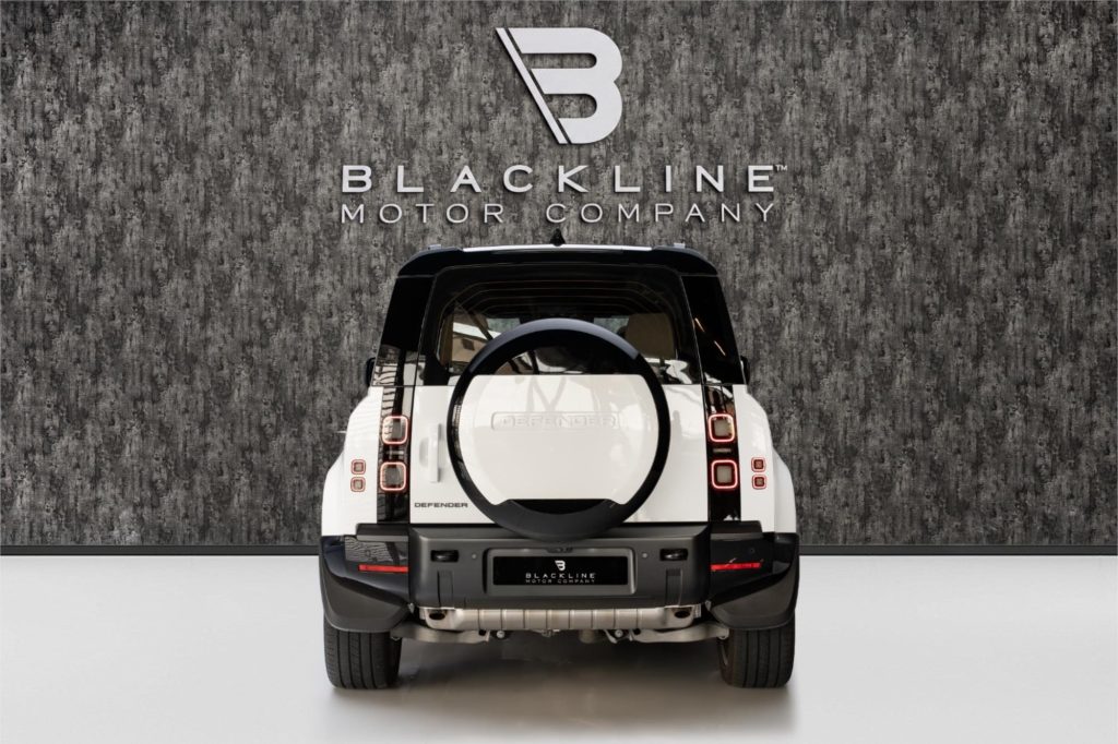 2026 Land Rover Defender 110 X-Dynamic HSE P400 — photo 5