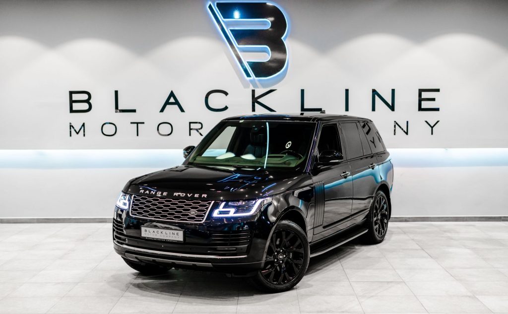 2018 Land Rover Range Rover Vogue SE — sold by Blackline Motor Company, Dubai