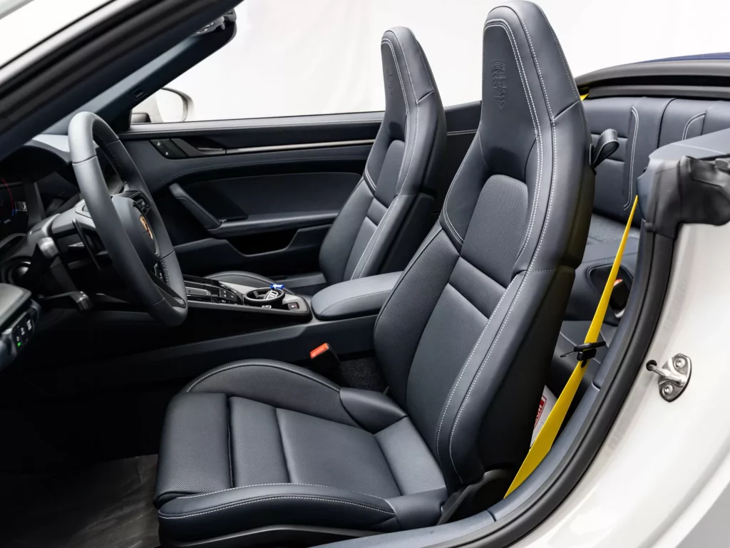 2026 Porsche 911 Carrera GTS — photo 10