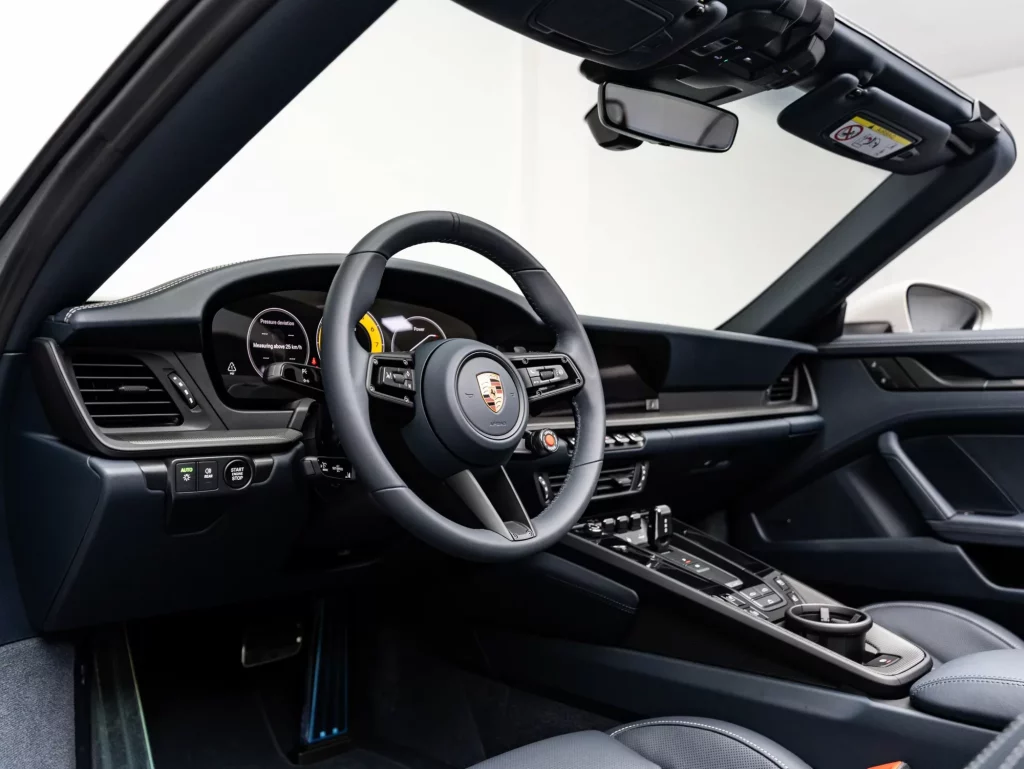 2026 Porsche 911 Carrera GTS — photo 11