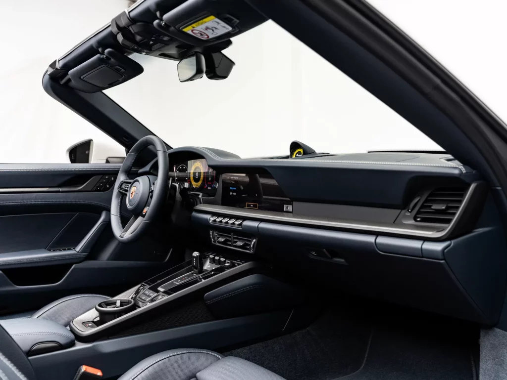 2026 Porsche 911 Carrera GTS — photo 14