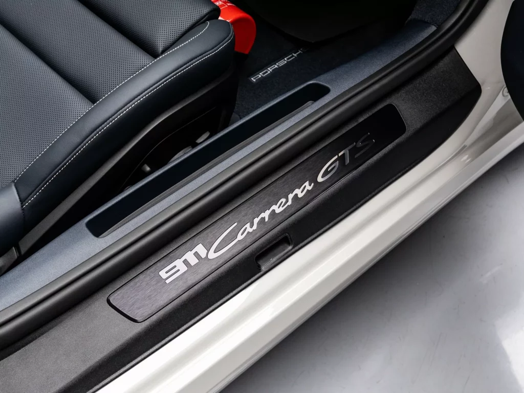 2026 Porsche 911 Carrera GTS — photo 20