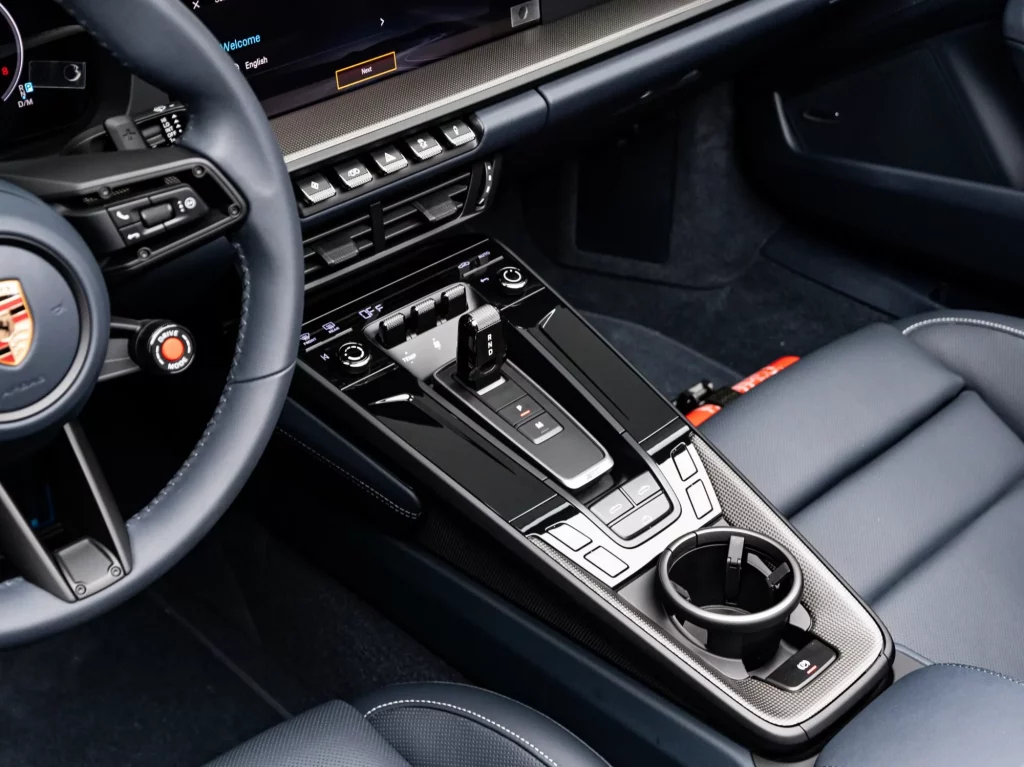 2026 Porsche 911 Carrera GTS — photo 15