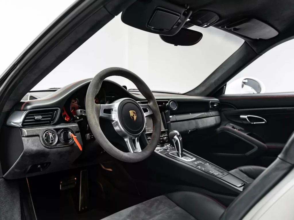 2014 Porsche 911 GT3 — photo 10