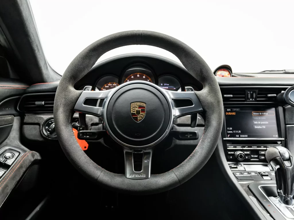 2014 Porsche 911 GT3 — photo 11
