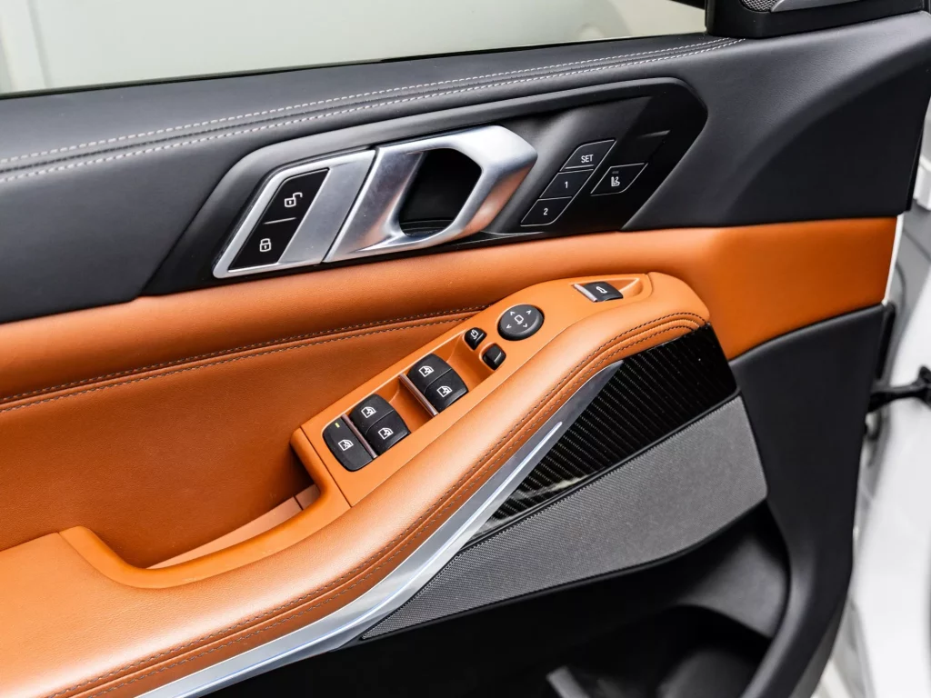 2024 BMW X5 M60i — photo 9