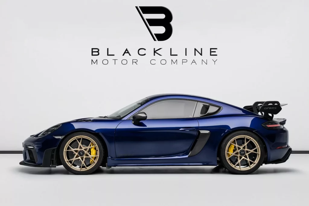 2024 Porsche GT4 RS — photo 9