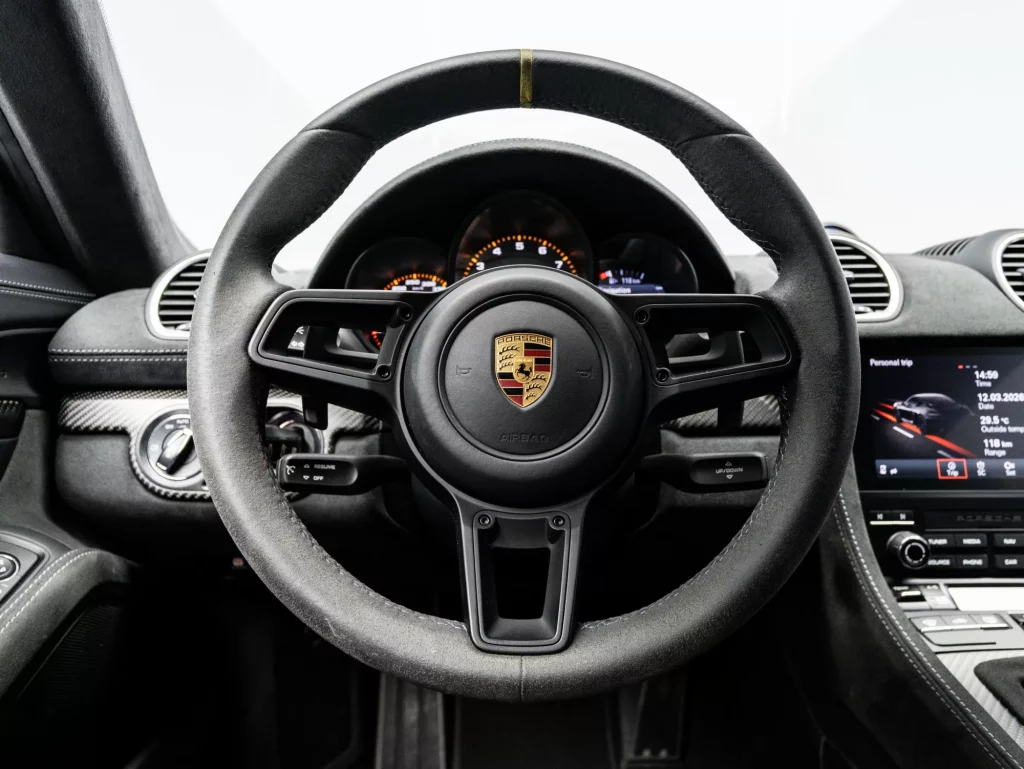 2024 Porsche GT4 RS — photo 15
