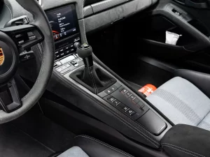 2024 Porsche GT4 RS — photo 18