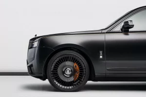 2022 Rolls-Royce Cullinan Black Badge — photo 7