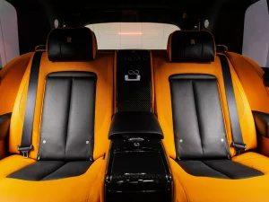2022 Rolls-Royce Cullinan Black Badge — photo 18
