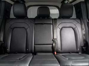 2023 Land Rover Defender 110 SE P400 — photo 17