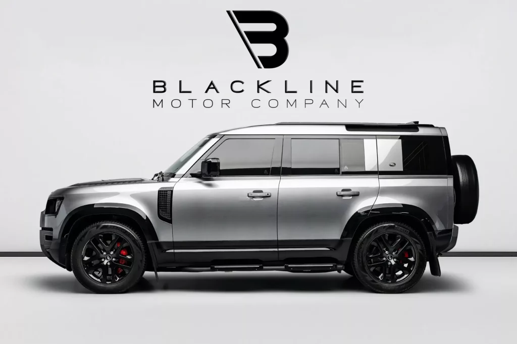 2023 Land Rover Defender 110 SE P400 — photo 6