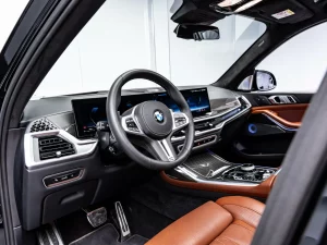 2026 BMW X7 M60i — photo 13
