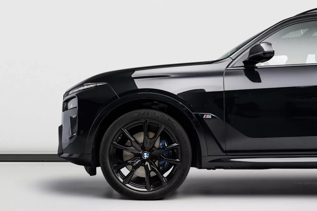 2026 BMW X7 M60i — photo 6