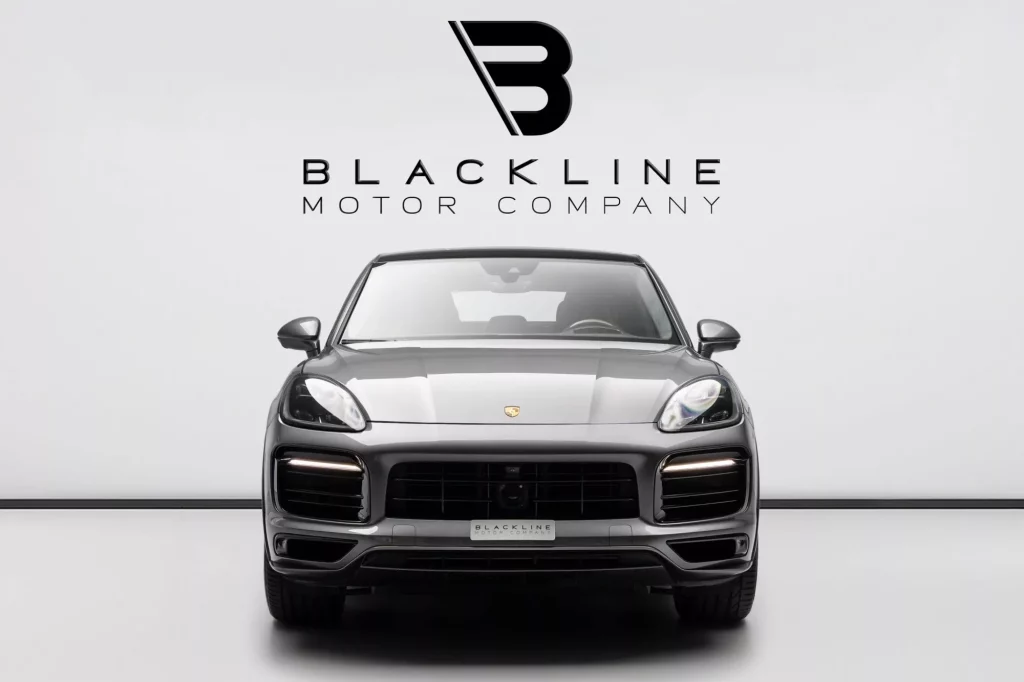 2023 Porsche Cayenne GTS — photo 2