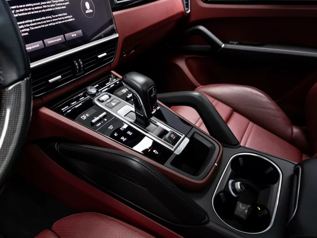 2023 Porsche Cayenne GTS — photo 15
