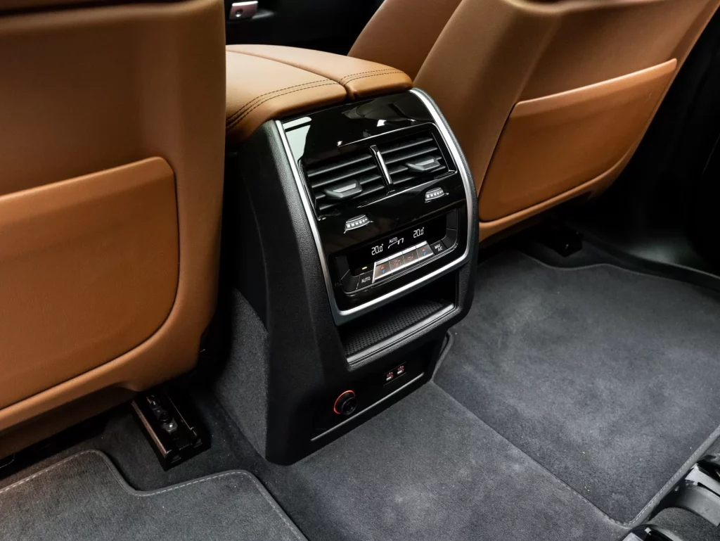 2024 BMW X7 M60i Xdrive — photo 20