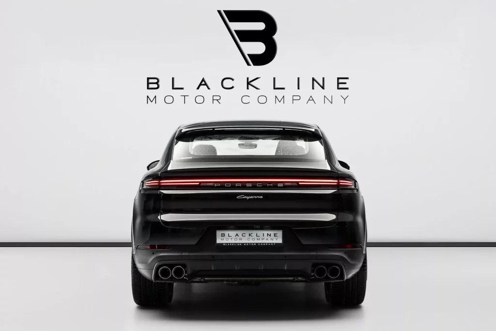 2025 Porsche Cayenne Coupe — photo 3