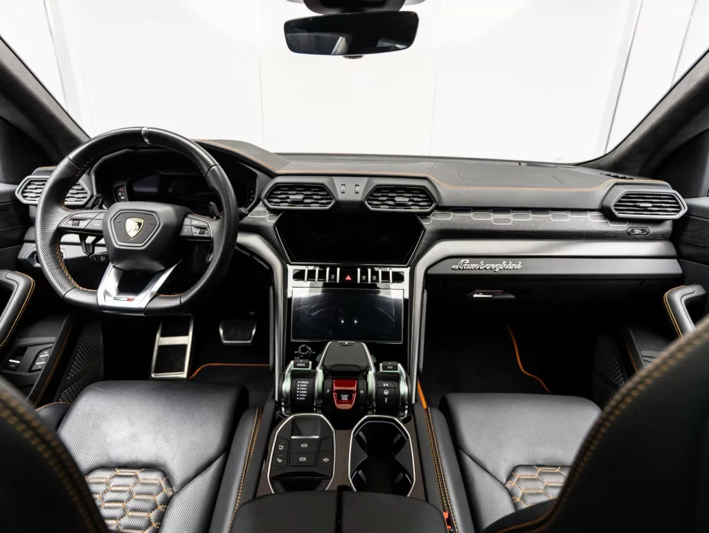 2024 Lamborghini Urus S — photo 17