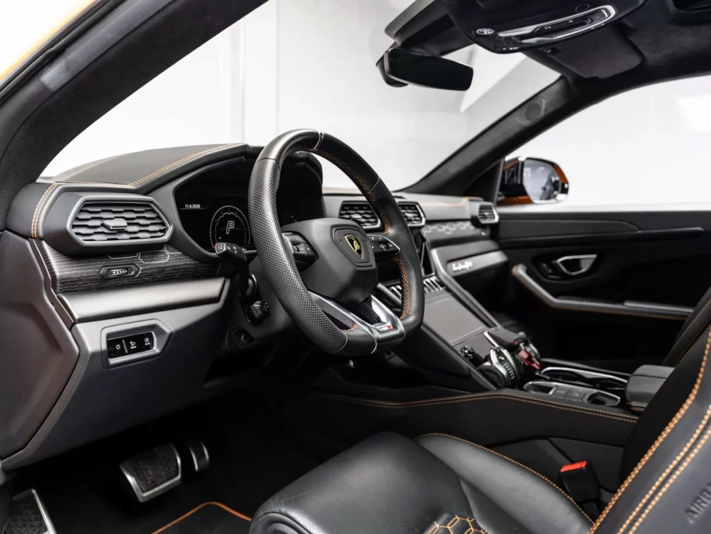 2024 Lamborghini Urus S — photo 12