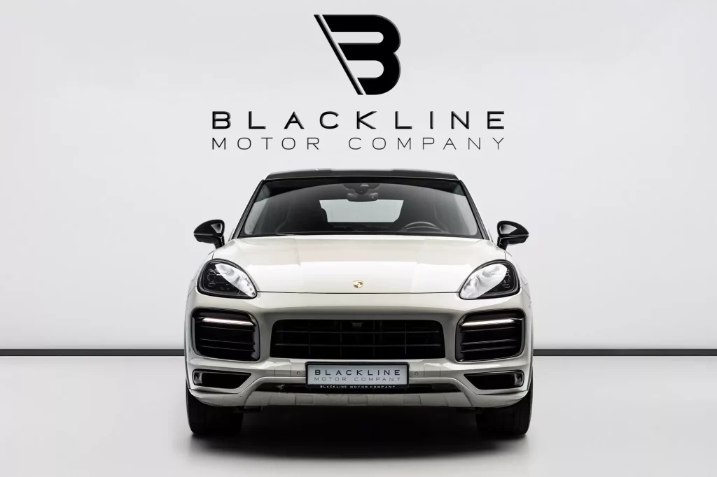 2023 Porsche Cayenne GTS Coupe — photo 2