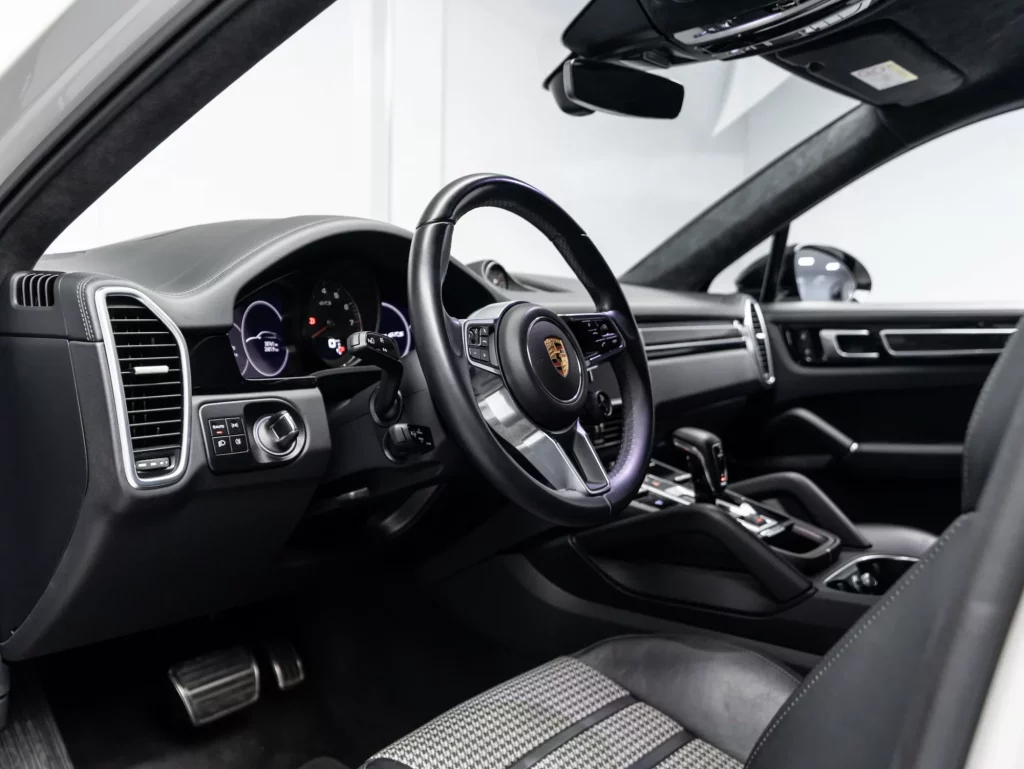 2023 Porsche Cayenne GTS Coupe — photo 14