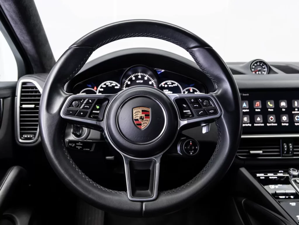 2023 Porsche Cayenne GTS Coupe — photo 11