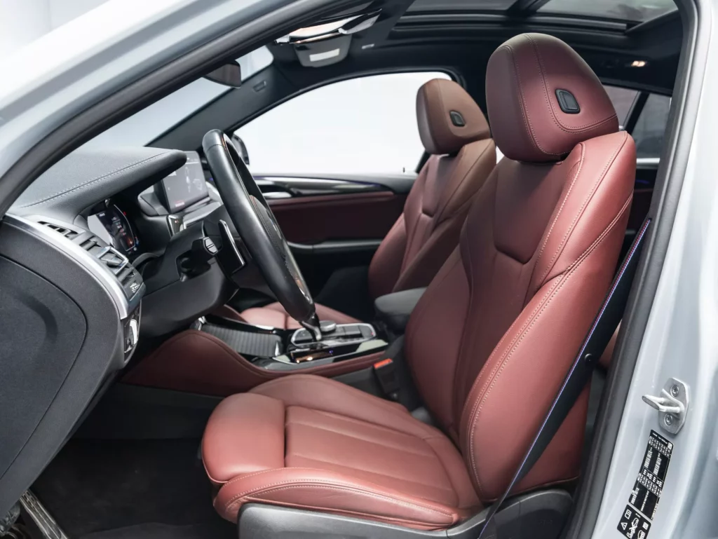 2024 BMW X4 M40i — photo 10