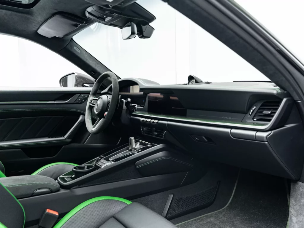 2026 Porsche 911 Turbo S — photo 18
