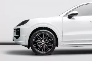 2025 Porsche Cayenne Coupe — photo 6
