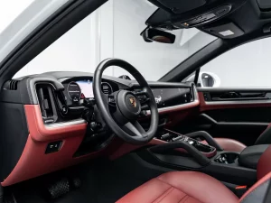 2025 Porsche Cayenne Coupe — photo 15