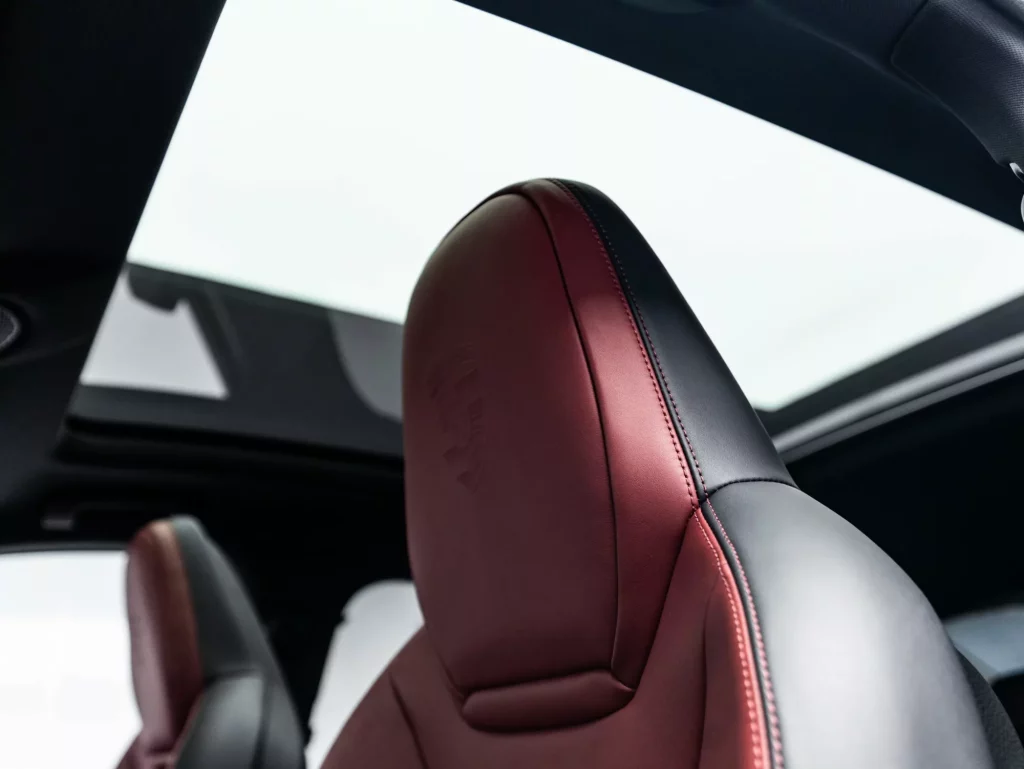 2025 Porsche Cayenne Coupe — photo 18