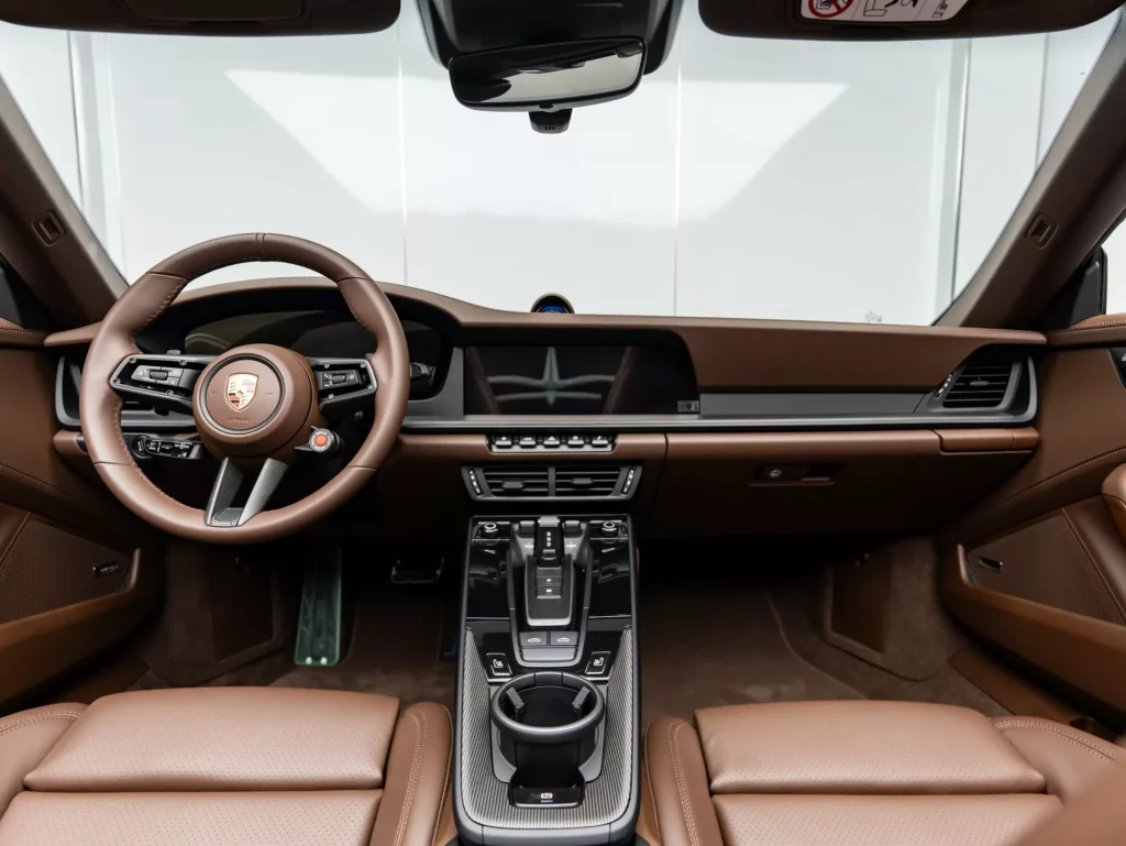 2026 Porsche 911 Targa 4 GTS — photo 20